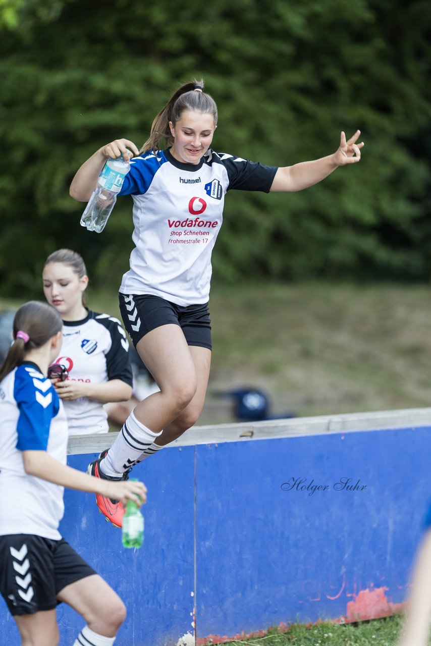 Bild 125 - Loewinnen Cup